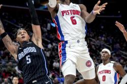 底特律活塞发布备战花絮，今晚调整名单，NBA季后赛任务艰巨，球探报告显示潜力的简单介绍爱游戏网页