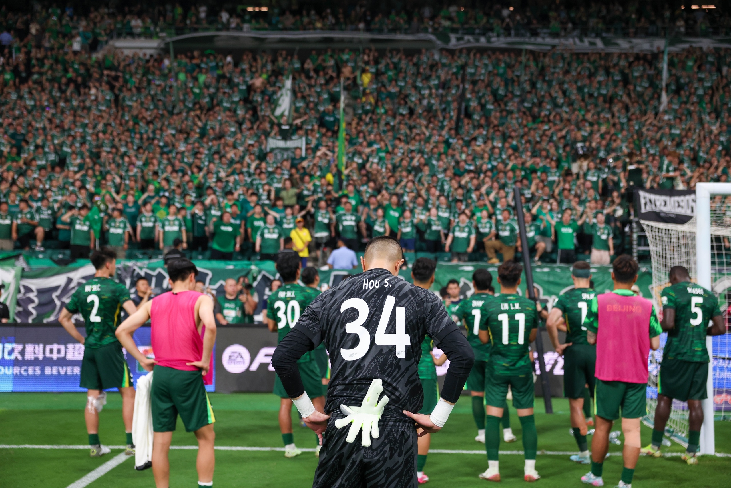 国际比赛日那不勒斯备战葡超集结日瓦伦西亚迎来里程碑，媒体一致点评：赛后皇家社会调整名单以备亚冠的简单介绍